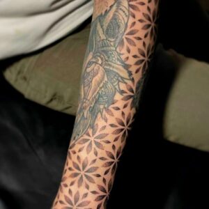 ideas-to-fill-in-tattoo-gaps