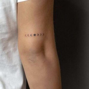 Minimalist Tattoo Ideas with Deep Meaning Minimalist Tattoo Ideas with Deep Meaning