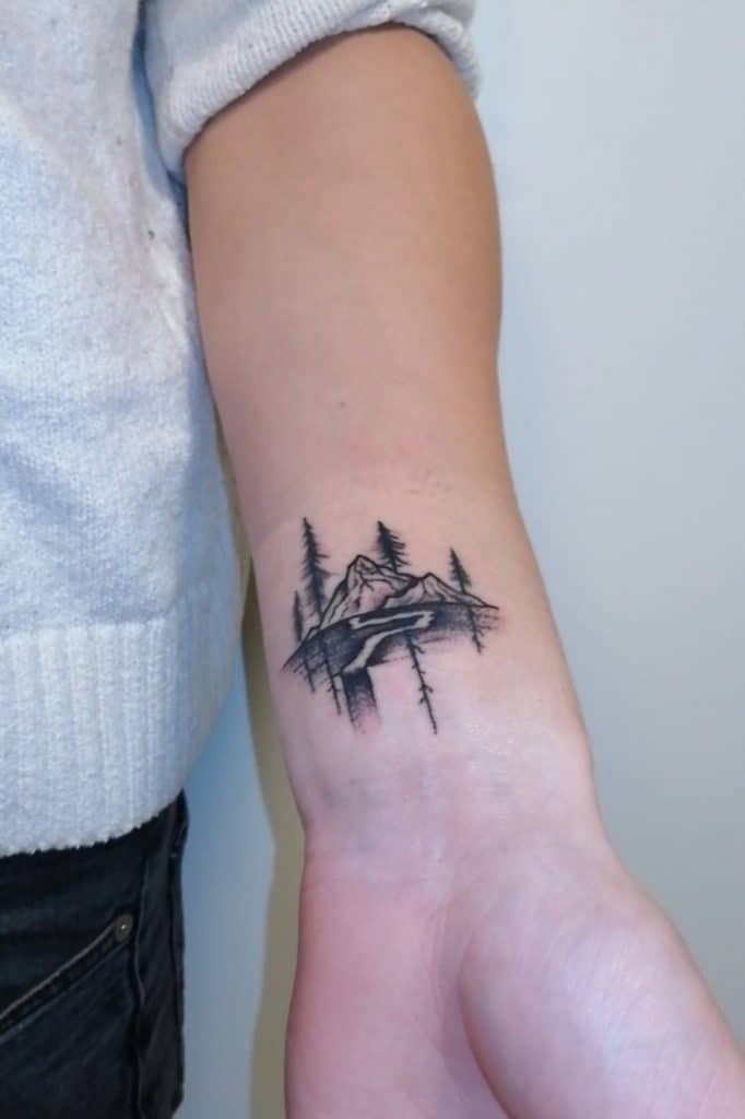Small Meaningful Tattoo Ideas for Guys - Riccda