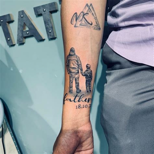 Sons Name Tattoo Ideas for Dad Sons Name Tattoo Ideas for Dad