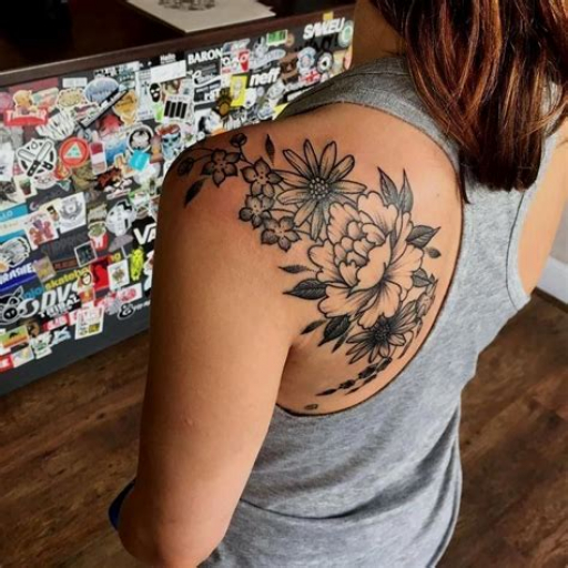 Tattoo Ideas for Women Shoulder Blade Tattoo Ideas for Women Shoulder Blade