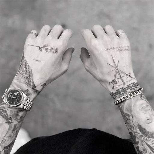 Cool Hand Tattoo Ideas for Guys Cool Hand Tattoo Ideas for Guys